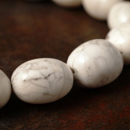 Oval White Magnesite beads