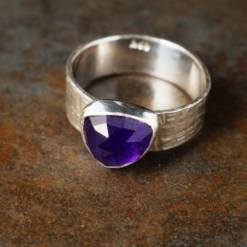 Handcrafted recycled sterling silver facetted amethyst ring