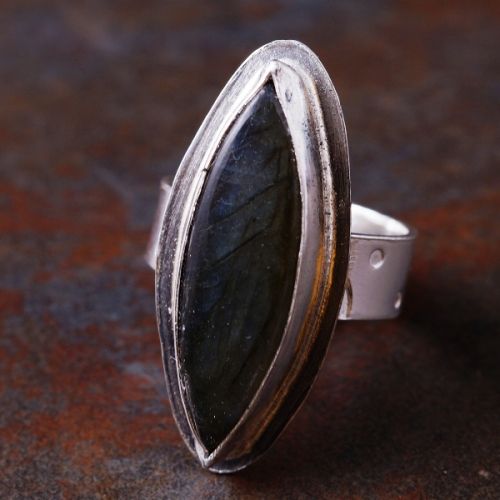 Handcrafted Marquis Blue Flash Labradorite Sterling Silver Bezel Set Ring 02